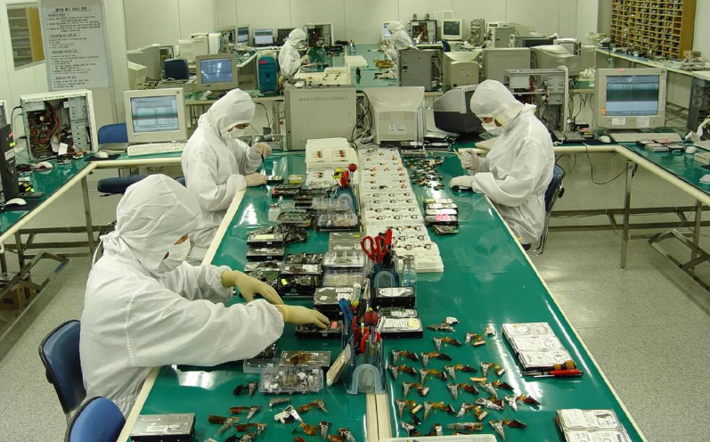 尋求專業(yè)數(shù)據(jù)恢復服務——最后的手段